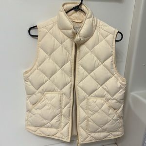 Jcrew ivory puffer vest